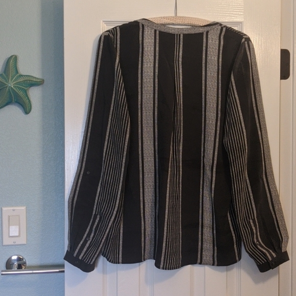 Joie black and white silk blouse M - Picture 3 of 4